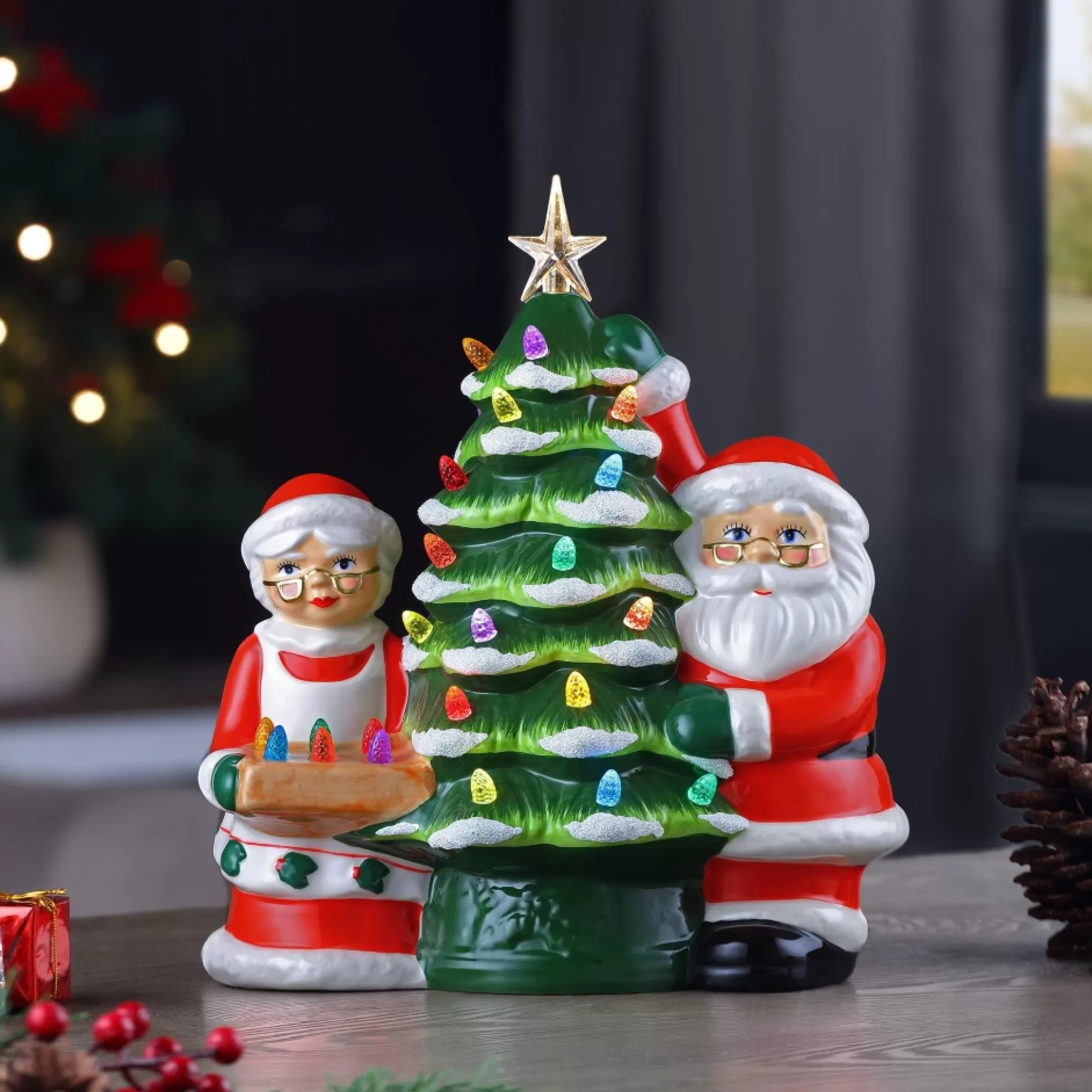 New Mr. Christmas 12" Santa & Mrs Claus Nostalgic Ceramic Tree